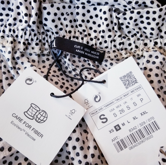 Zara Ruched Puff Sleeve Mini Dress - Picture 11 of 12